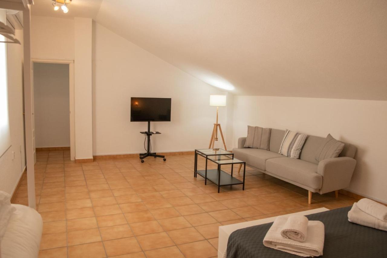 Apartamentos Casa Tuli C, อัลฆาราเก ภายนอก รูปภาพ